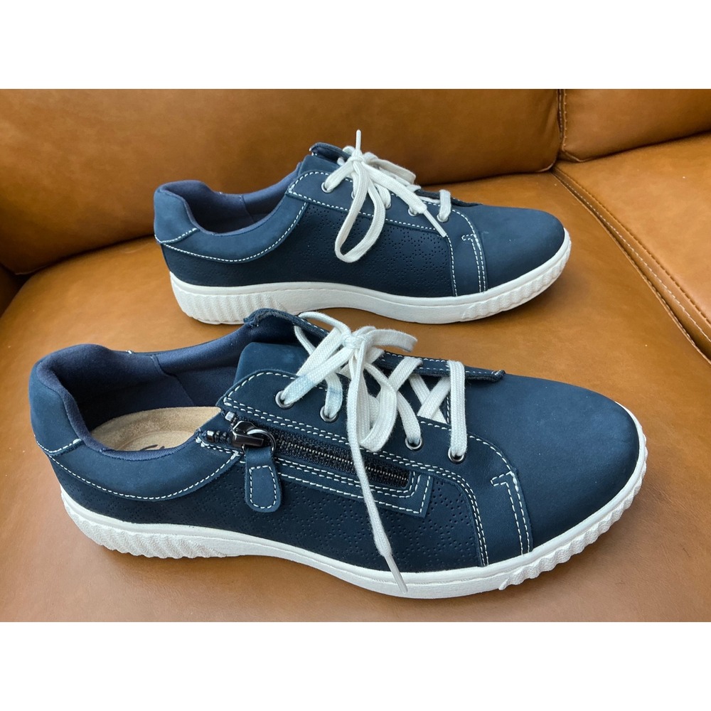 Clarks Caroline Ayla‎ Sneakers Womens 9.5W Navy New Perforated Leather Zipper